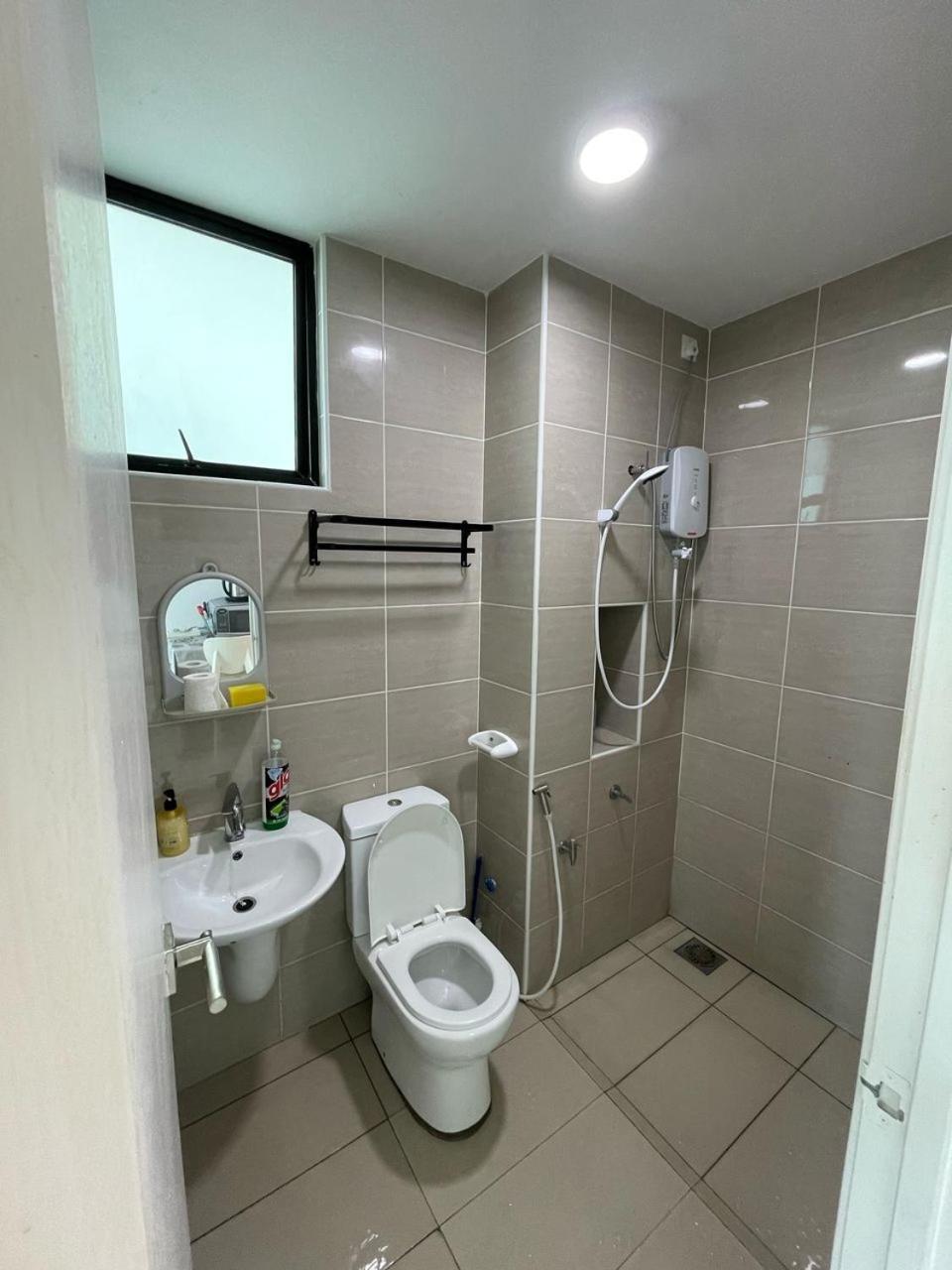 Cozy Sky Loft 2 Guests Nflix, & Hbo B30b Pangsapuri Johor Bahru